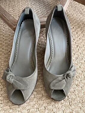 Gap Vintage 1969 GAP Jeans Grey Suede Wedge Peep Toe Shoes , 6.5